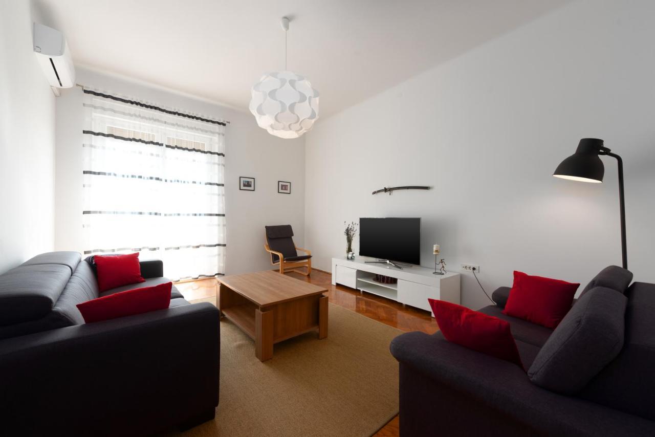 רייקה Apartman Lari מראה חיצוני תמונה