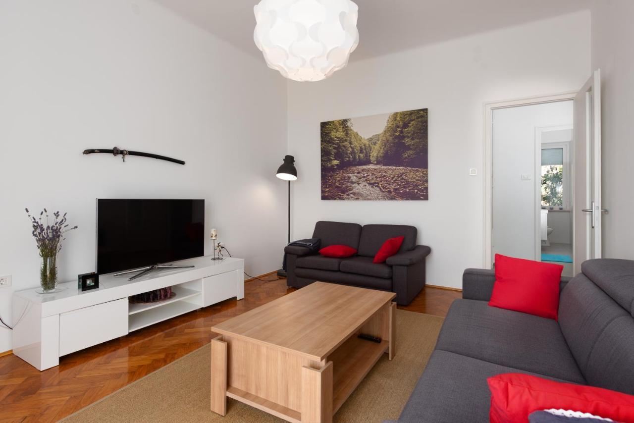 רייקה Apartman Lari מראה חיצוני תמונה